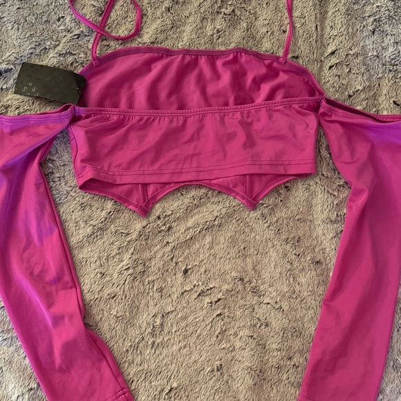 Elegant Pink Women's Intimate Top with cold shoulder - Picture 2 of 5